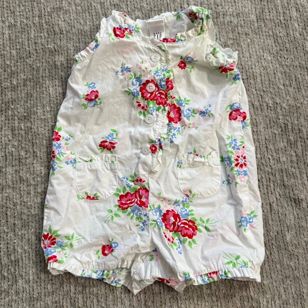Baby Gap Floral Romper | Size 0–3 Months | Sleeveless‎ Ruffle Cotton